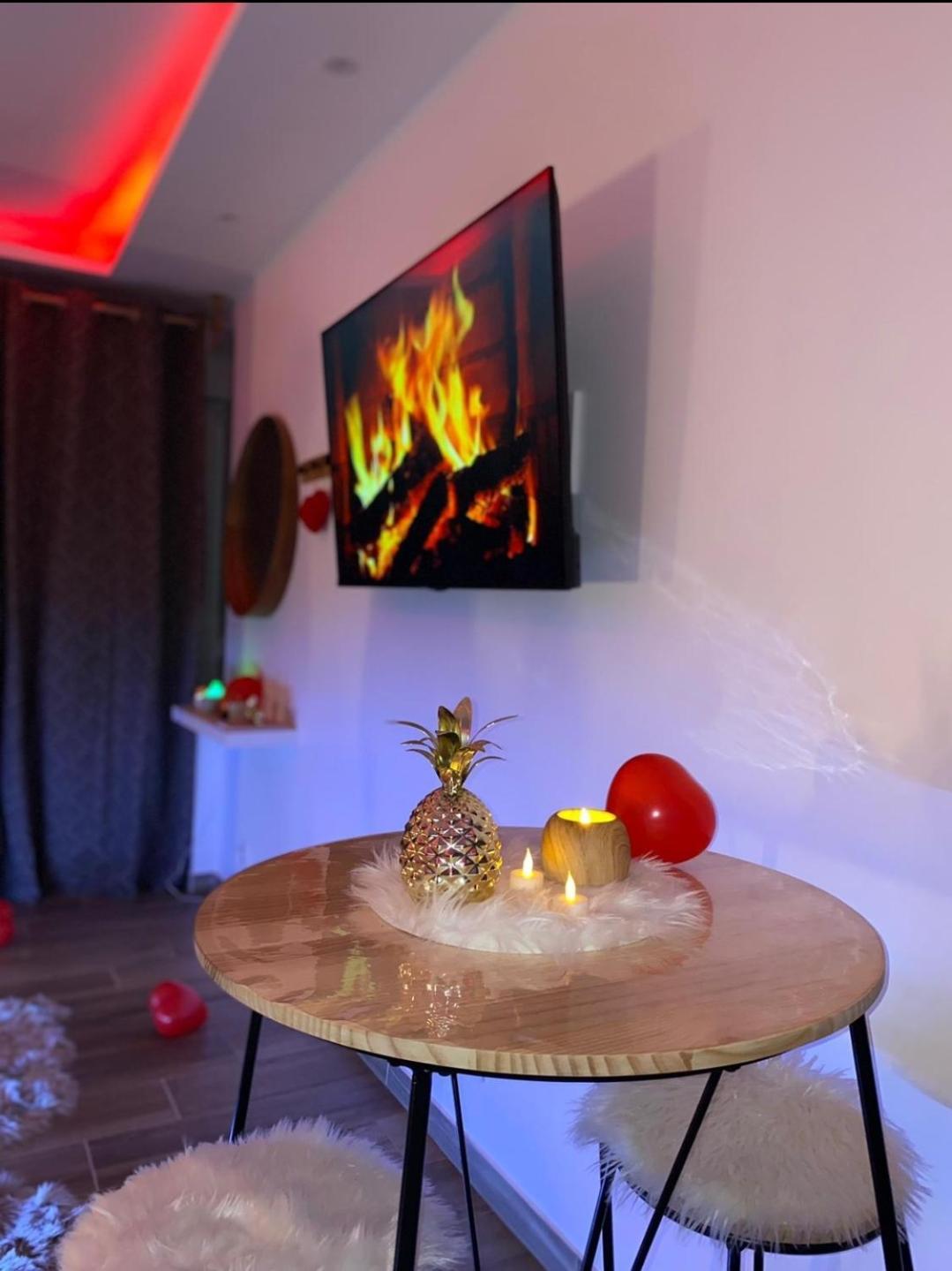 So'Spa Appart' Jacuzzi & Bien-Etre Lingolsheim Exterior foto